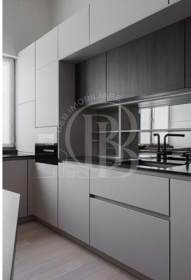 Apartament cu 2 camere semidecomandat în Theodor Pallady