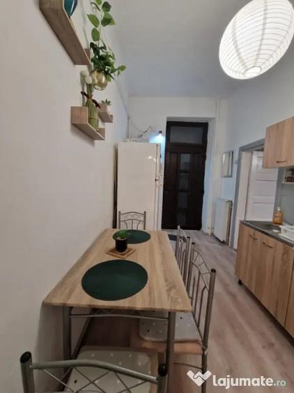 Apartament cu 2 camere semidecomandat în Ultracentral