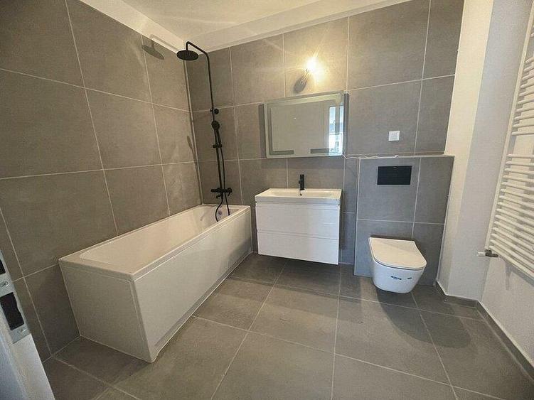 Apartament cu 2 camere decomandat în Exterior Sud