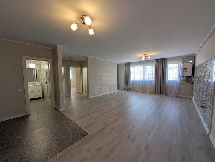 Apartament decomandat în Nord