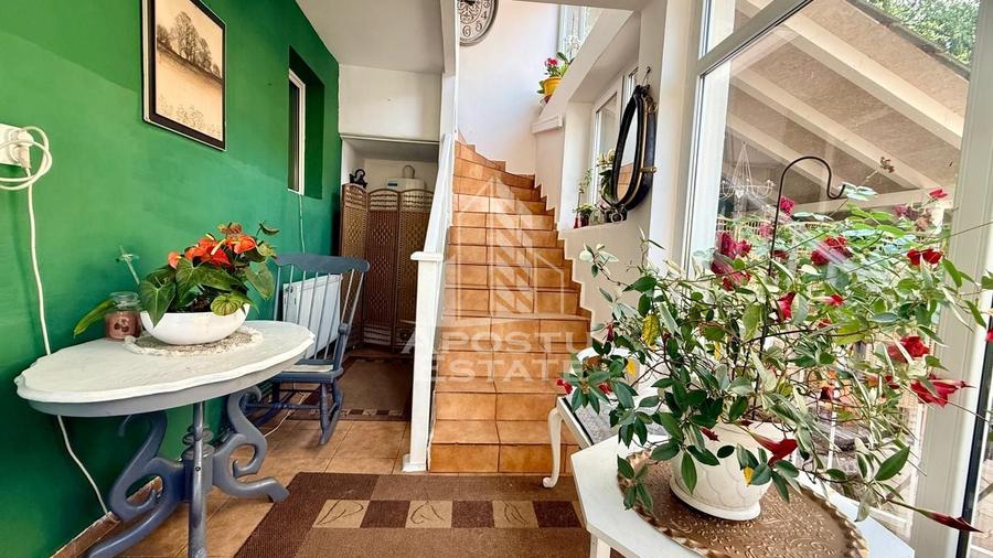 Duplex cu 7 camere cu Canalizare în Lipovei