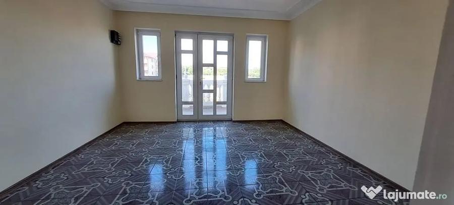 Vila cu poten?ial comercial ?i reziden?ial - 16