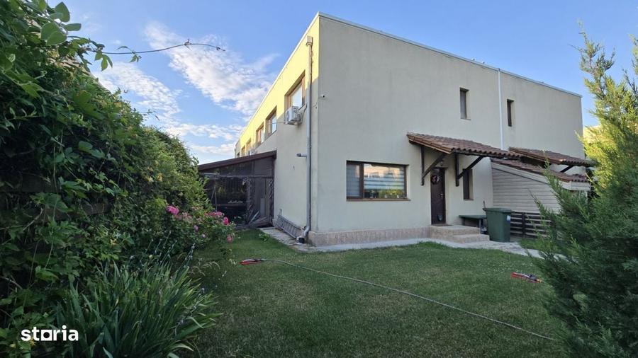 Casă cu 4 camere în Adunații-Copăceni