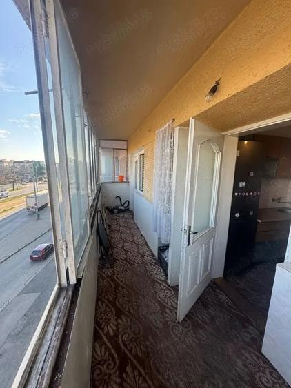 Apartament cu 3 camere decomandat în Șagului