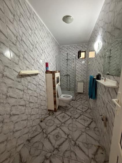 Casă cu 5 camere cu Teren 250 Mp în Ferentari