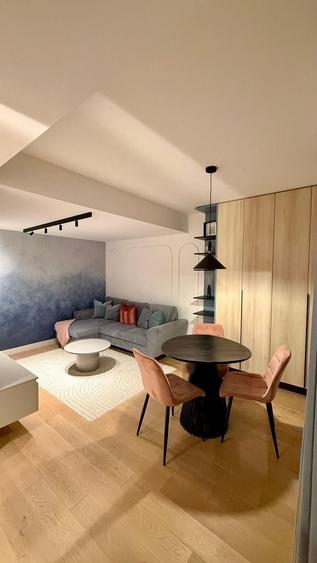 Apartament cu 2 camere decomandat, mobilat în 13 Septembrie