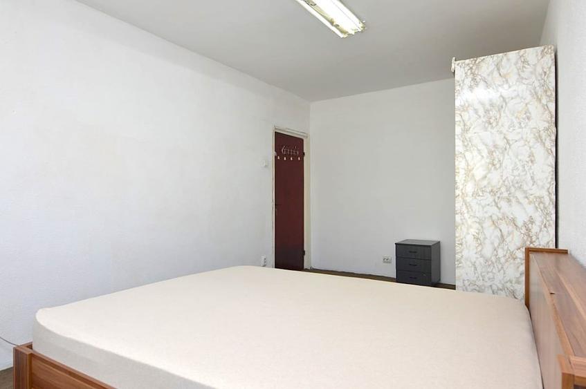 Apartament cu 3 camere decomandat, mobilat în Unirii