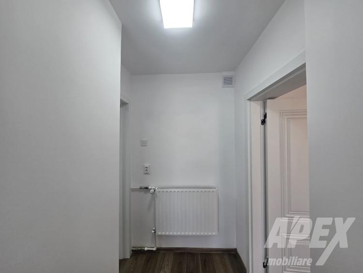 Apartament cu 2 camere semidecomandat, mobilat în Decebal