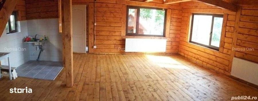 Casa din lemn masiv cu teren in Muntele Rece - 7