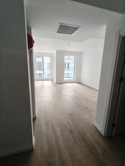 Apartament cu 2 camere decomandat în Pipera