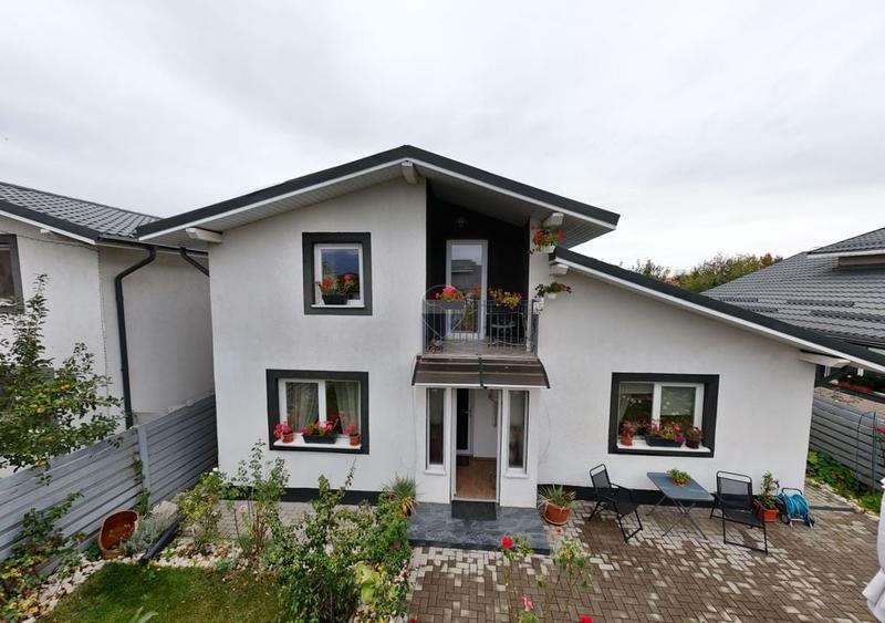 Casă individuală cu 5 camere cu Teren 366 Mp în Tărlungeni