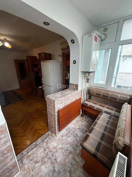 Apartament 3 camere aproape de centru