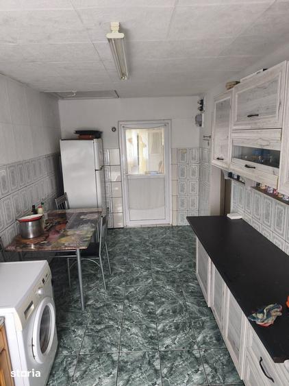 Casă cu 3 camere cu Teren 540 Mp în Bujac