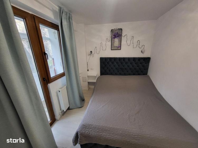 Apartament cu 2 camere decomandat în Victoriei