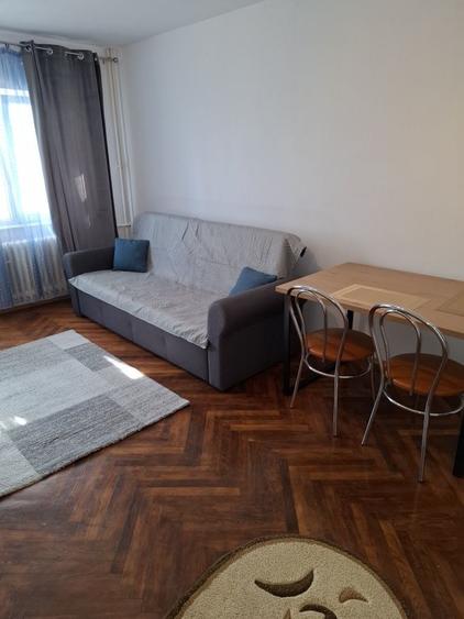 Inchiriez apartament cu doua camere City Mall - 2