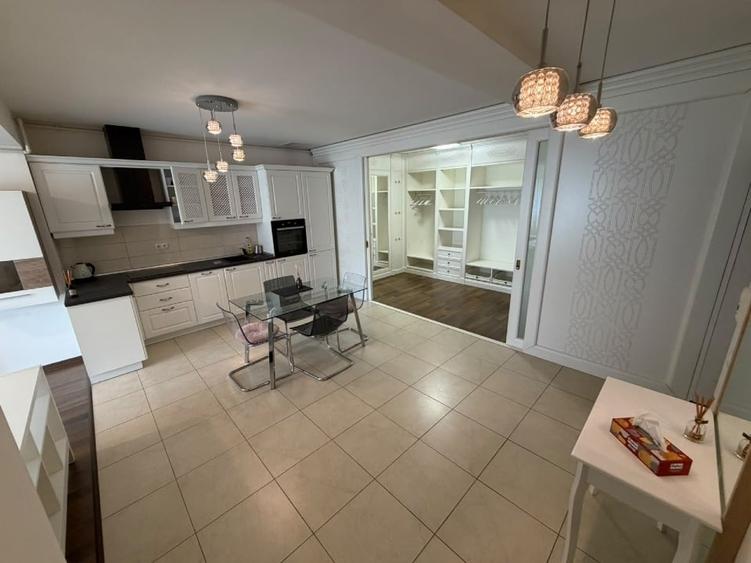 Apartament cu 2 camere decomandat, mobilat în Obor