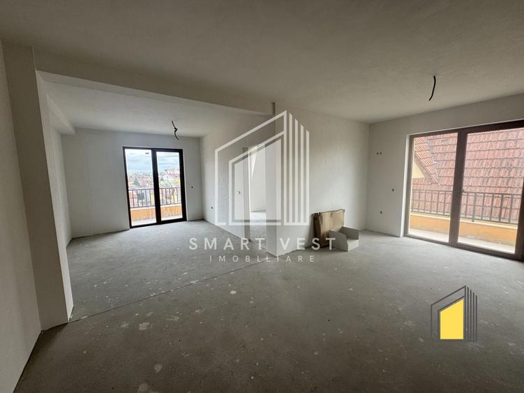 Apartament cu 3 camere decomandat în Sud