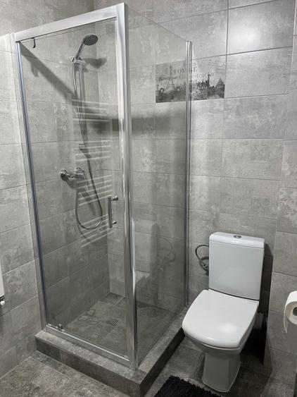 Casă cu 4 camere în Valea Adâncă