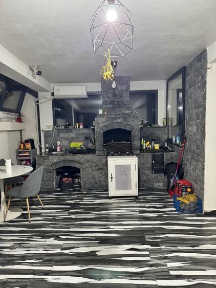 Casă cu 3 camere în Racovița