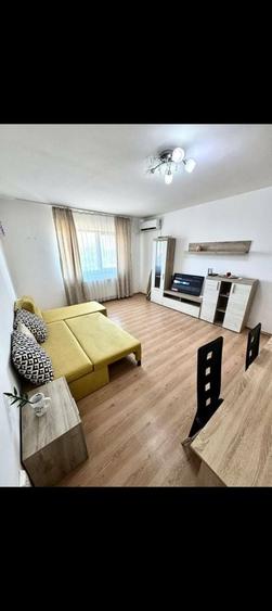 Apartament cu 2 camere decomandat în Est