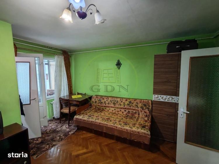 Garsonieră decomandată în Central
