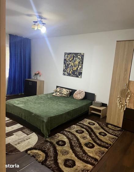 Apartament cu 2 camere decomandat în Calea București
