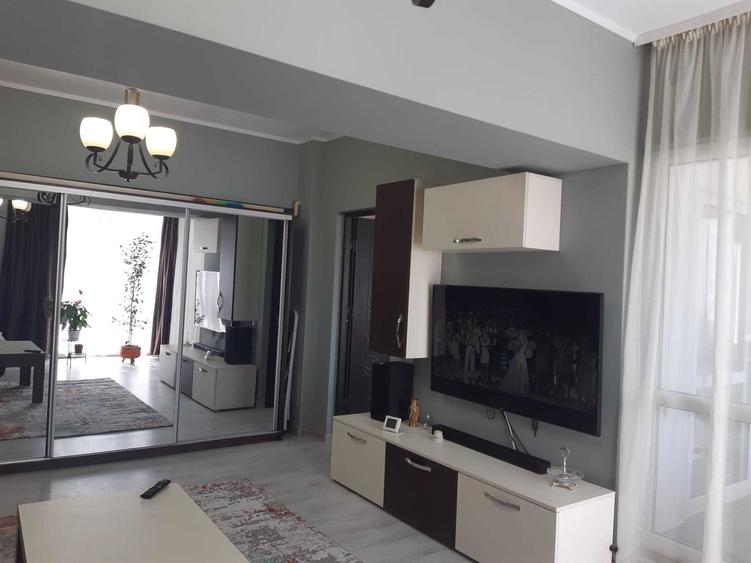 Apartament cu 2 camere semidecomandat în Inel II