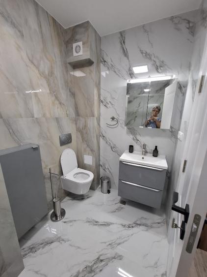 Chirie apartament cu 2 camere cu parcare privată  - 13