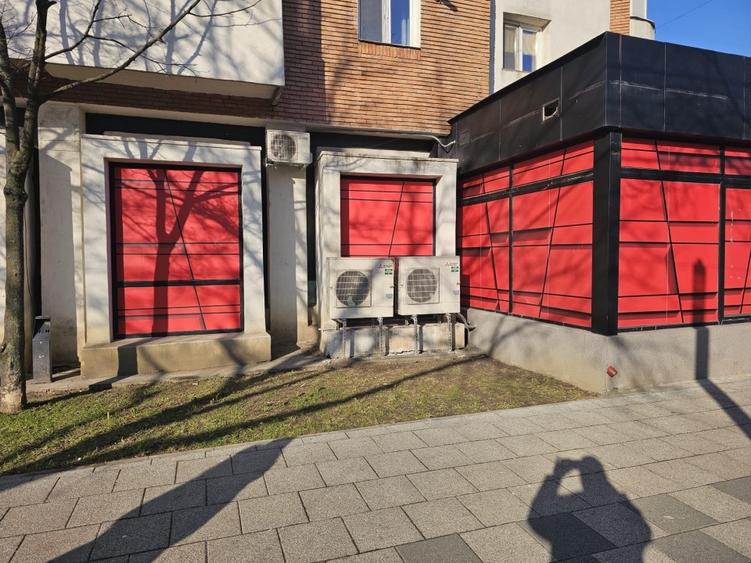 Spațiu comercial, de 308 mp, în Central