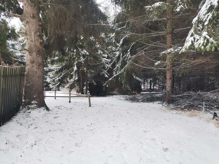 Teren de 1800 mp, în Central