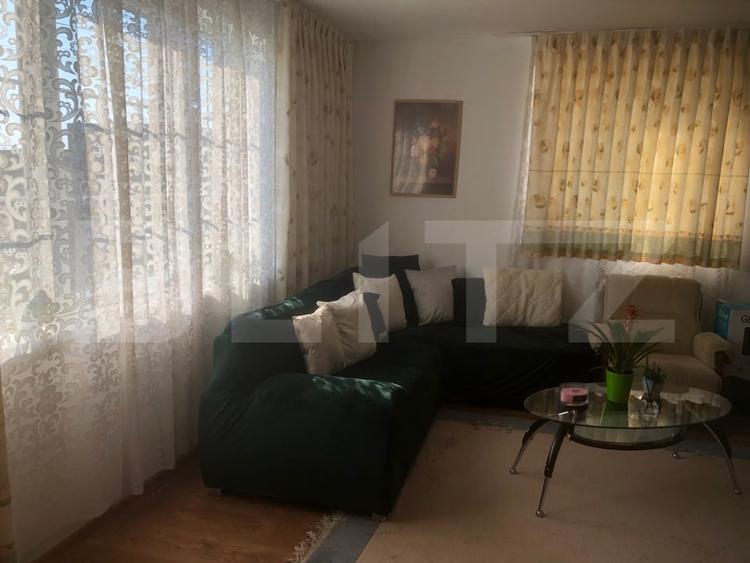 Casă individuală cu 5 camere cu Canalizare în Careiului
