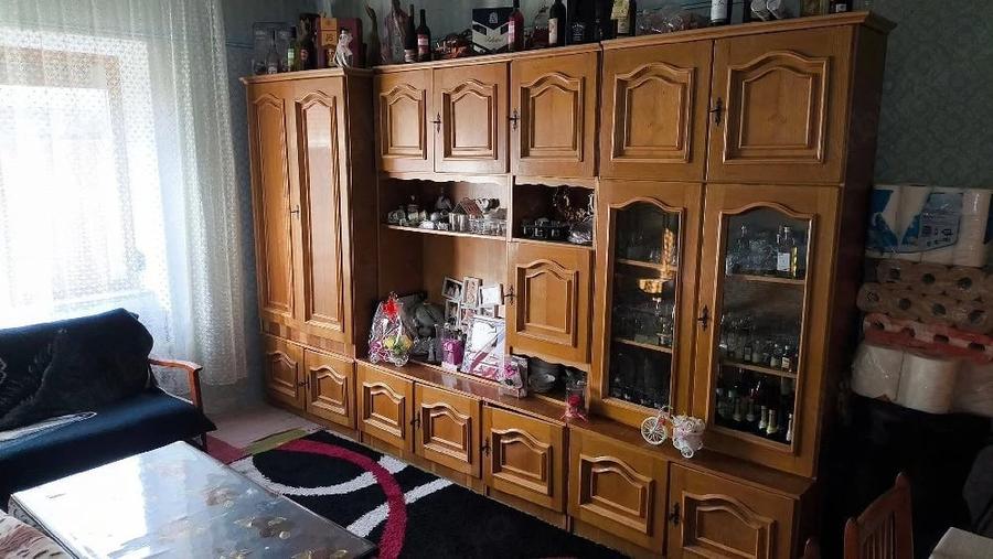 Casă cu 3 camere cu Teren 1439 Mp în Central