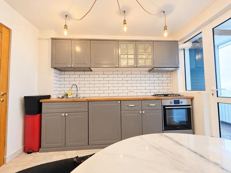 Apartament cu 2 camere decomandat în Mazepa 1
