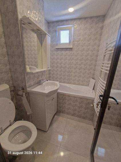 Garsonieră decomandată în Exterior Vest