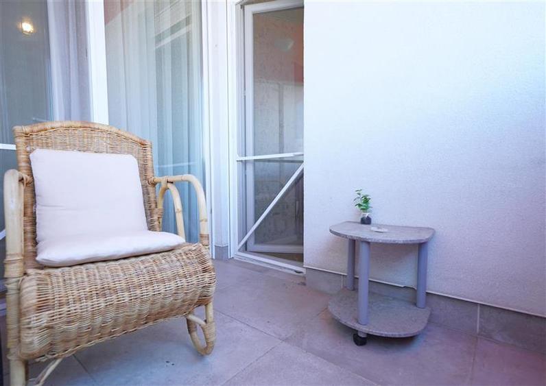 Apartament cu 2 camere decomandat în Decebal