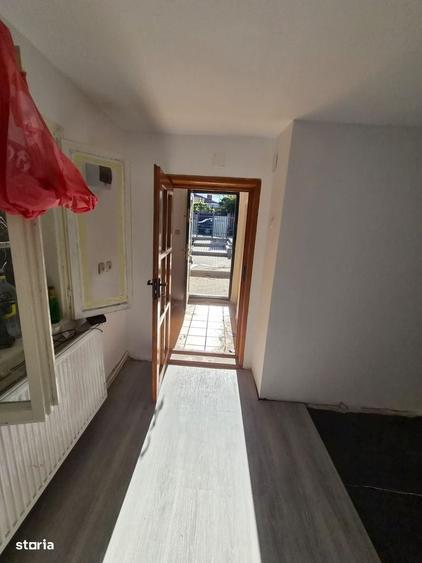 Casă cu 3 camere cu Teren 102 Mp în CFR