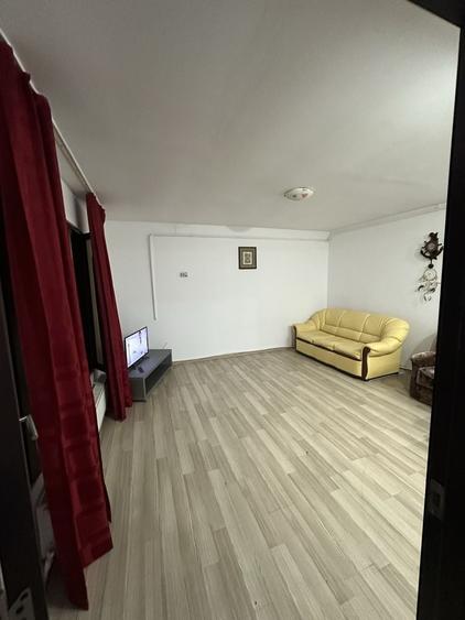 Casă cu 2 camere în Central