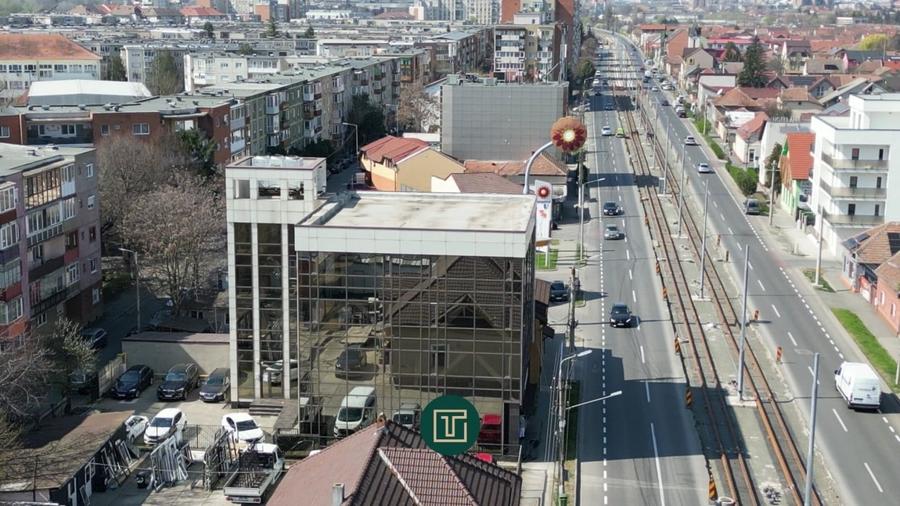 Spațiu comercial, de 886 mp, în Micălaca
