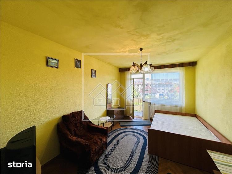 Apartament cu 2 camere decomandat în Ștrand