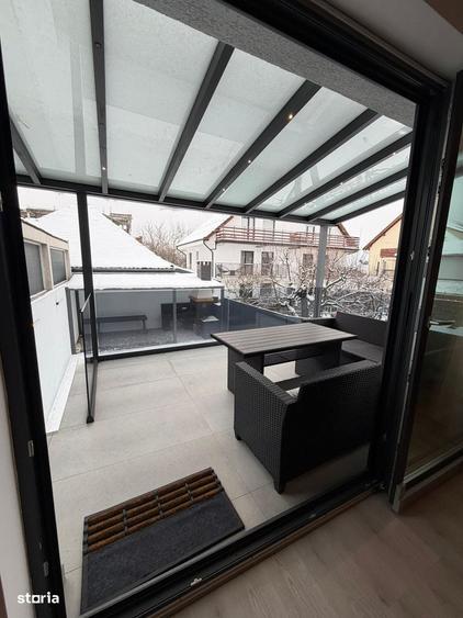 Casă cu 4 camere cu Teren 60 Mp în Calea Poplăcii