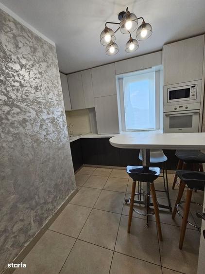 Apartament cu 3 camere decomandat în Tăbăcărie
