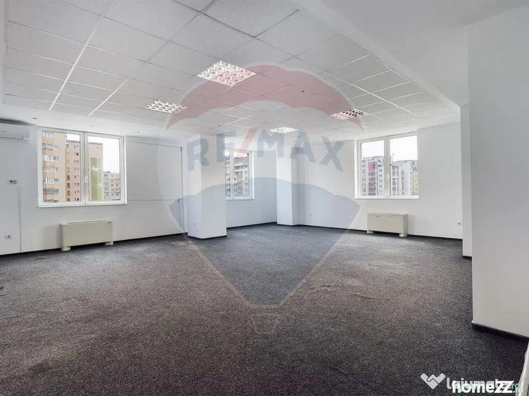 Spațiu comercial, de 79 mp, în Vlahuță