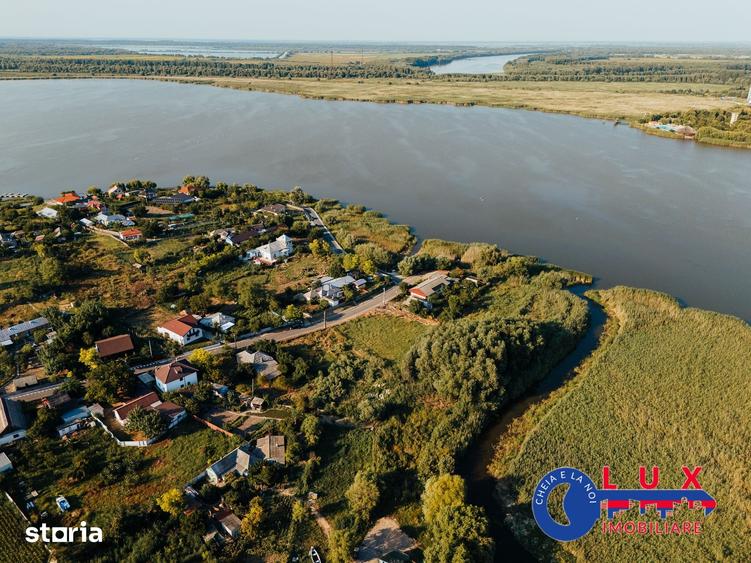 Teren de 1500 mp, în Murighiol