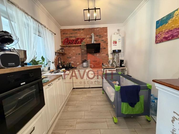 Duplex cu 3 camere cu Canalizare în Sânandrei
