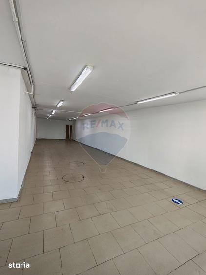 Spațiu comercial, de 120 mp, în Lăpuș Argeș