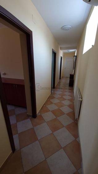 Apartament cu 2 camere decomandat, mobilat în Industriilor