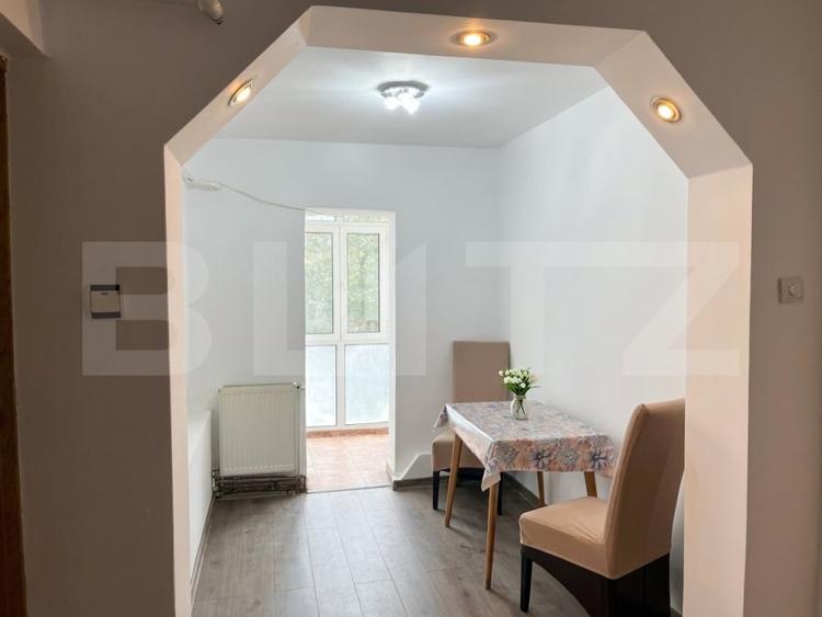 Apartament cu 3 camere decomandat, mobilat în 9 Mai