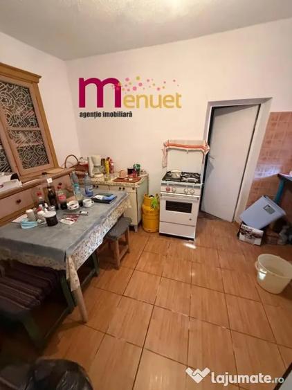 Casă cu 4 camere cu Teren 226 Mp în Central