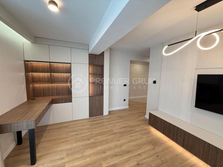 Apartament cu 2 camere decomandat în Central