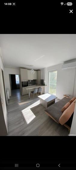 Apartament cu 3 camere în Florești